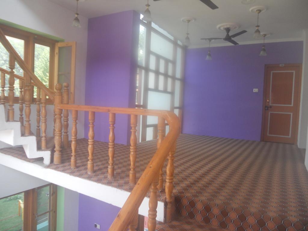 Hotel Royale Jannat Srīnagar Dış mekan fotoğraf